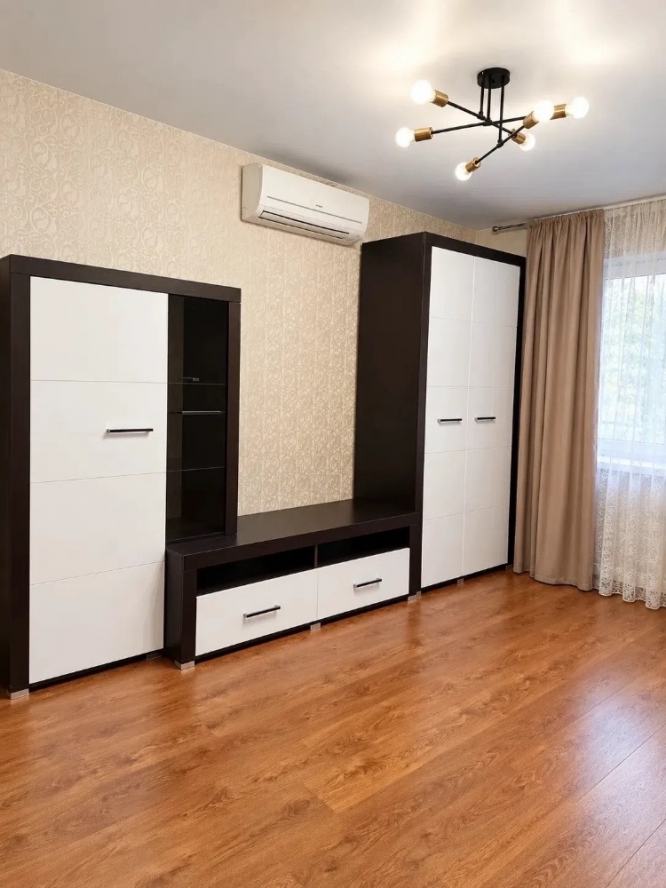 Продается Квартира, Тренева 1, район Киевский, г. Донецк, Донецкая Народная Республика, Россия