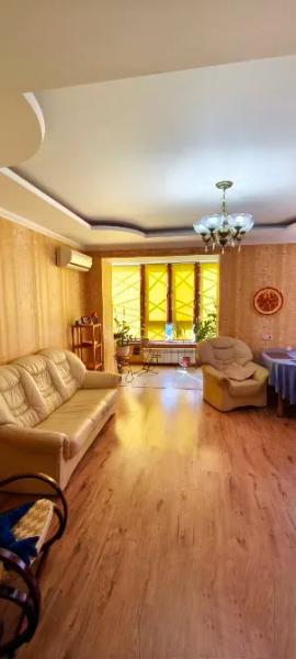 Продается Квартира, пр. Театральный , район Ворошиловский, г. Донецк, Донецкая Народная Республика, Россия
